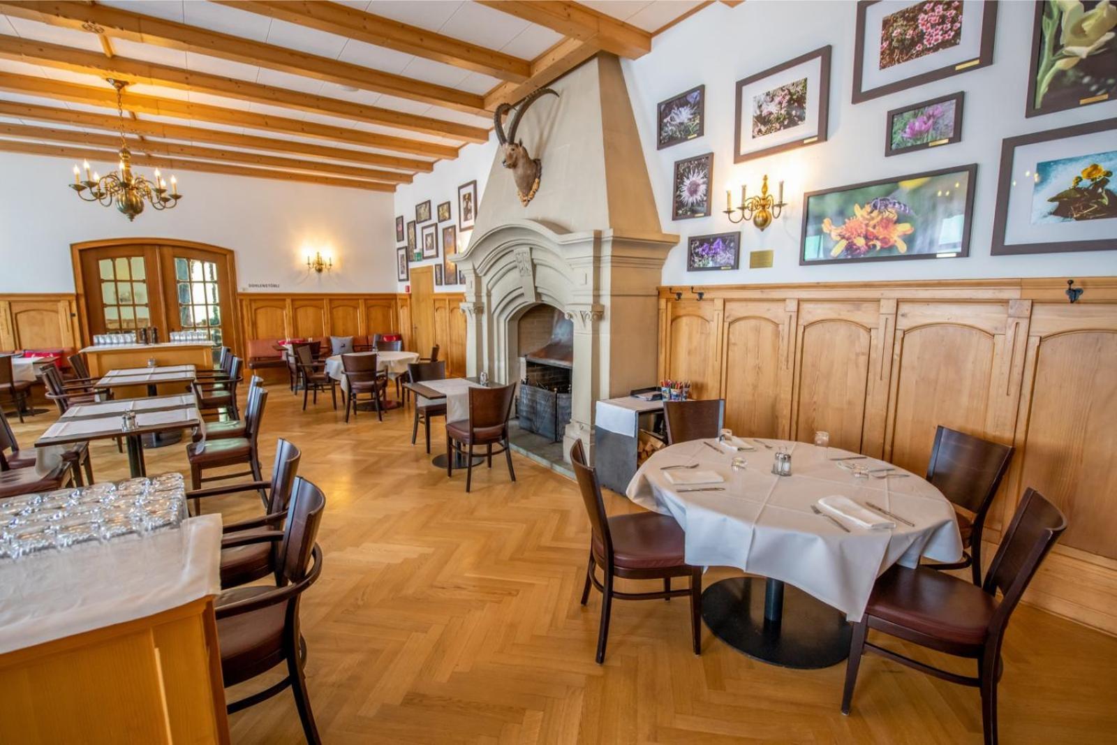 Hotel Pilatus-Kulm كرينس المظهر الخارجي الصورة